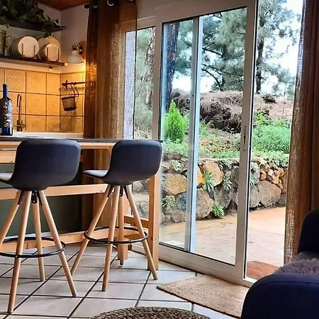 Horská chata Casa Aguar: Acogedora Casa De Invitados En El Bosque *