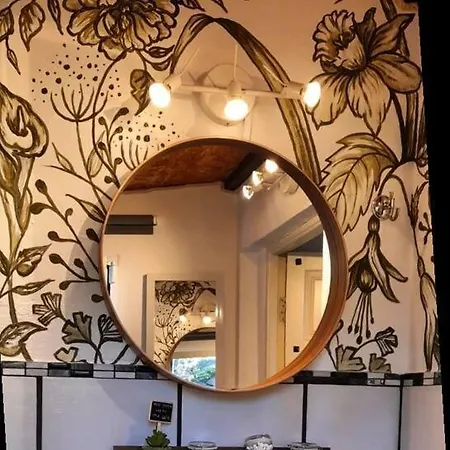 Horská chata Casa Aguar: Acogedora Casa De Invitados En El Bosque