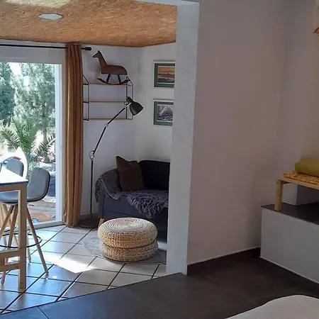 Casa Aguar: Acogedora Casa De Invitados En El Bosque * Barrial