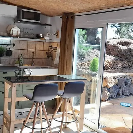 Casa Aguar: Acogedora Casa De Invitados En El Bosque Chalet